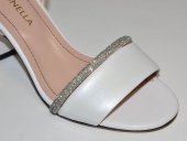 Dámske kožené sandálky 12020 - biele